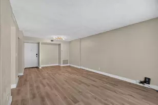 4200 Hillcrest Dr, Hollywood, FL 33021 - Photo 14