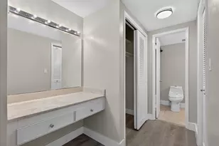 4200 Hillcrest Dr, Hollywood, FL 33021 - Photo 24