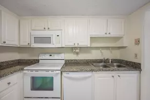 2800 N Ocean Dr, Riviera Beach, FL 33404 - Photo 10