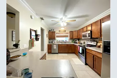 9132 Pine Springs Drive, Boca Raton, FL 33428 - Photo 10