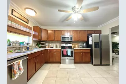9132 Pine Springs Drive, Boca Raton, FL 33428 - Photo 2