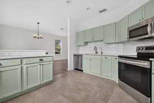 9801 SW Glenbrook Dr, Port Saint Lucie, FL 34987 - Photo 12