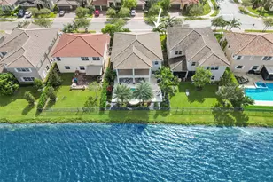 9749 Blue Isle, Parkland, FL 33076 - Photo 8
