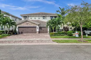 9749 Blue Isle, Parkland, FL 33076 - Photo 4