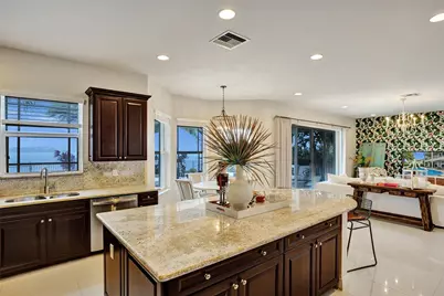 9749 Blue Isle #BAY, Parkland, FL 33076 - Photo 30
