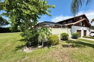 9586 Boca Gardens Pkwy, Boca Raton, FL 33496 - Photo 4