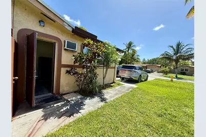 3548 NW 39th Avenue, Lauderdale Lakes, FL 33309 - Photo 2
