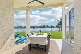 762 Heritage Dr, Weston, FL 33326 - Photo 2