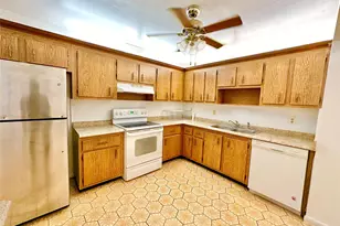 8900 W Sample Rd, Coral Springs, FL 33065 - Photo 4