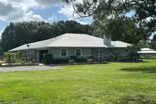 1476 NE 40th Ave, Okeechobee, FL 34972 - Photo 2