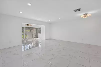 21682 Cypress Road #11d, Boca Raton, FL 33433 - Photo 6