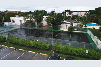 1681 NW 70th Avenue #402, Plantation, FL 33313 - Photo 8