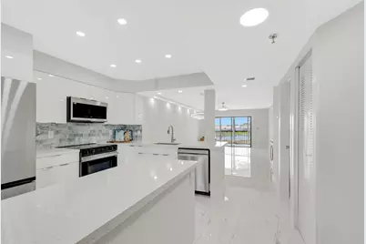 7240 Huntington Lane #202, Delray Beach, FL 33446 - Photo 1