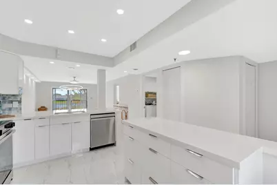 7240 Huntington Lane #202, Delray Beach, FL 33446 - Photo 4