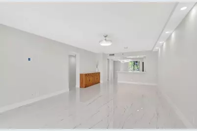 7240 Huntington Lane #202, Delray Beach, FL 33446 - Photo 10