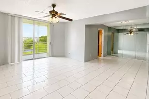 3465 Via Poinciana, Lake Worth, FL 33467 - Photo 6