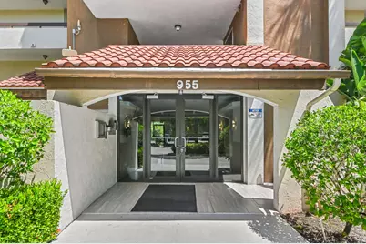955 Egret Circle #408, Delray Beach, FL 33444 - Photo 2