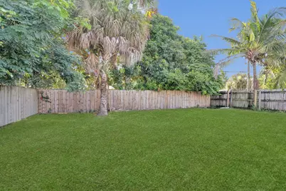 7936 Terrace Road, Lake Worth, FL 33462 - Photo 24