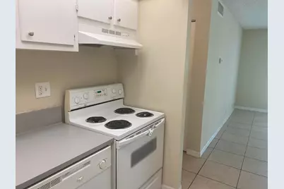 409 Executive Center Drive #211, West Palm Beach, FL 33401 - Photo 8