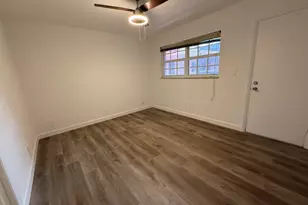 640 Tennis Club Dr, Fort Lauderdale, FL 33311 - Photo 12