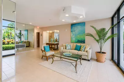 2400 Presidential Way #1105, West Palm Beach, FL 33401 - Photo 2