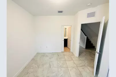 346 NE 208th Terrace, Miami, FL 33179 - Photo 6