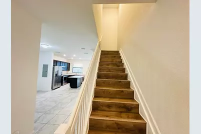 346 NE 208th Terrace, Miami, FL 33179 - Photo 4