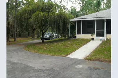 3036 6th Avenue SE, Naples, FL 34117 - Photo 2