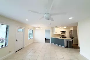 825 Dogwood Dr, Delray Beach, FL 33483 - Photo 8