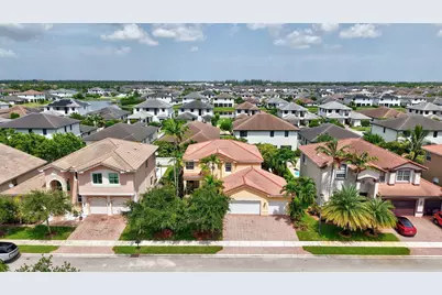 4225 SW 179th Way, Miramar, FL 33029 - Photo 2