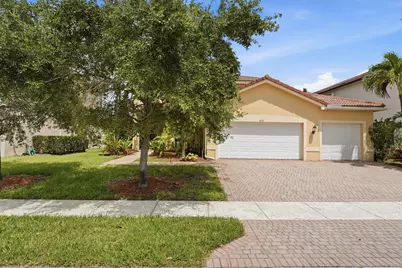 4225 SW 179th Way, Miramar, FL 33029 - Photo 12