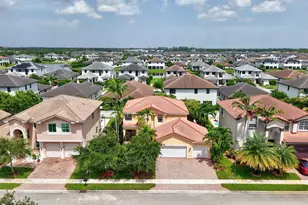 4225 SW 179th Way, Miramar, FL 33029 - Photo 2