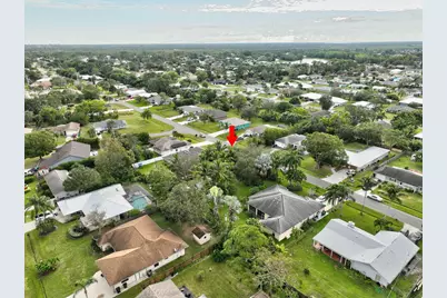 673 SE Damask Avenue, Port Saint Lucie, FL 34983 - Photo 8