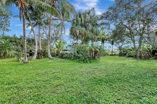 673 SE Damask Ave, Port Saint Lucie, FL 34983 - Photo 1