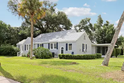 703 Florida Avenue, Fort Pierce, FL 34950 - Photo 2