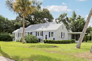 703 Florida Ave, Fort Pierce, FL 34950 - Photo 2