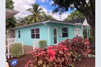 714 8th Avenue N, Lake Worth Beach, FL 33460 - Photo 2