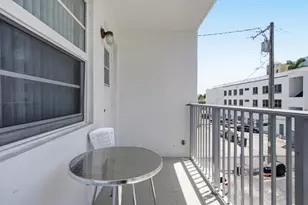 525 Meridian Ave, Miami Beach, FL 33139 - Photo 14