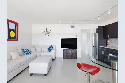 525 Meridian Avenue #305, Miami Beach, FL 33139 - Photo 6