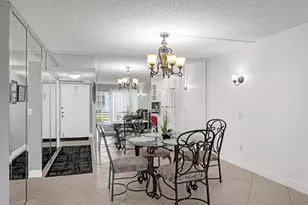 7980 N French Dr, Pembroke Pines, FL 33024 - Photo 12