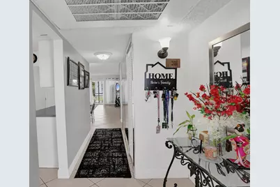 7980 N French Drive #3-202, Pembroke Pines, FL 33024 - Photo 4