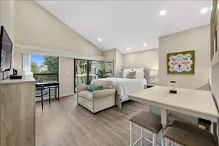 11863 Wimbledon Circle, Wellington, FL 33414 - Photo 4