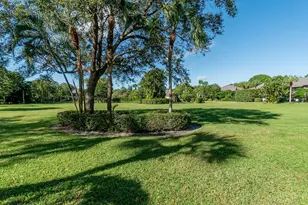 13334 Polo Club Rd, Wellington, FL 33414 - Photo 24