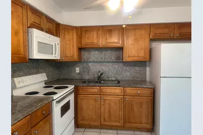 4120 NW 39th Avenue, Lauderdale Lakes, FL 33309 - Photo 4