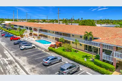2121 NE 68th Street #109, Fort Lauderdale, FL 33308 - Photo 2
