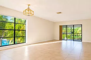 9307 Vista Del Lago, Boca Raton, FL 33428 - Photo 4