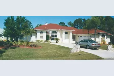 3217 SE Quay Street, Port Saint Lucie, FL 34984 - Photo 2
