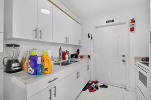 709 13th St, West Palm Beach, FL 33401 - Photo 72