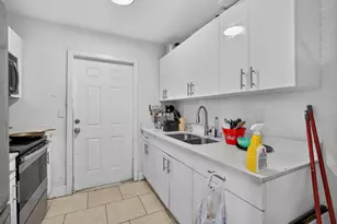 709 13th St, West Palm Beach, FL 33401 - Photo 18