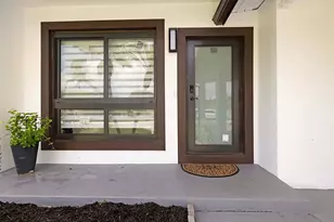 421 Fontana Dr, Palm Springs, FL 33461 - Photo 26